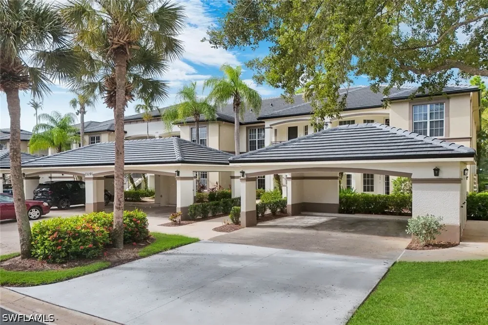 Corsia Trieste Way #106 Bonita Springs, FL 34135