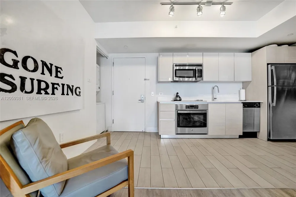 2602 E Hallandale Beach Blvd #R906 Hallandale Beach, FL 33009