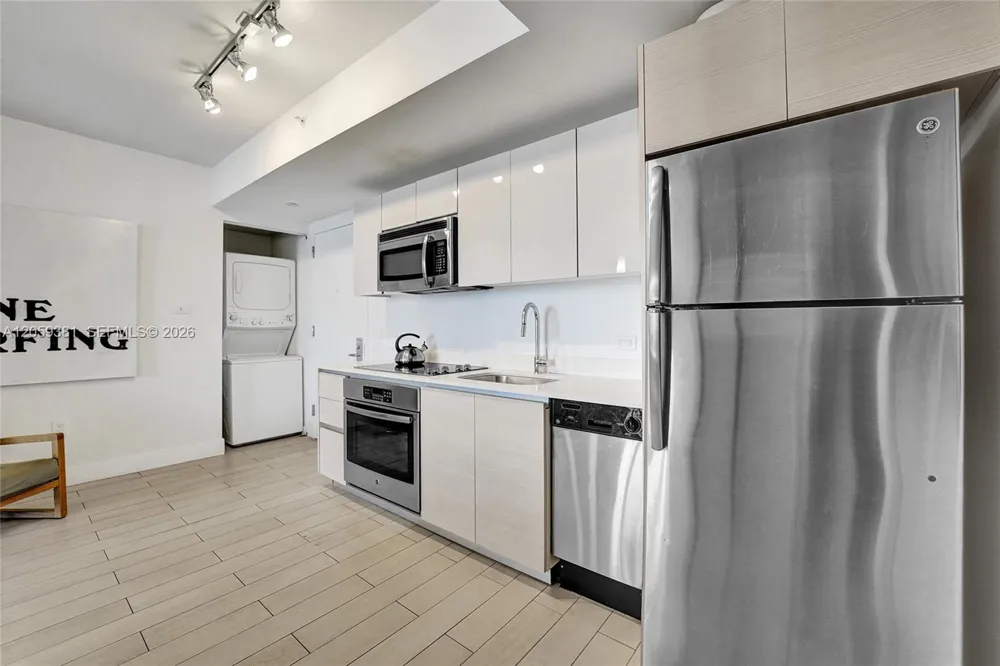 2602 E Hallandale Beach Blvd #R906 Hallandale Beach, FL 33009