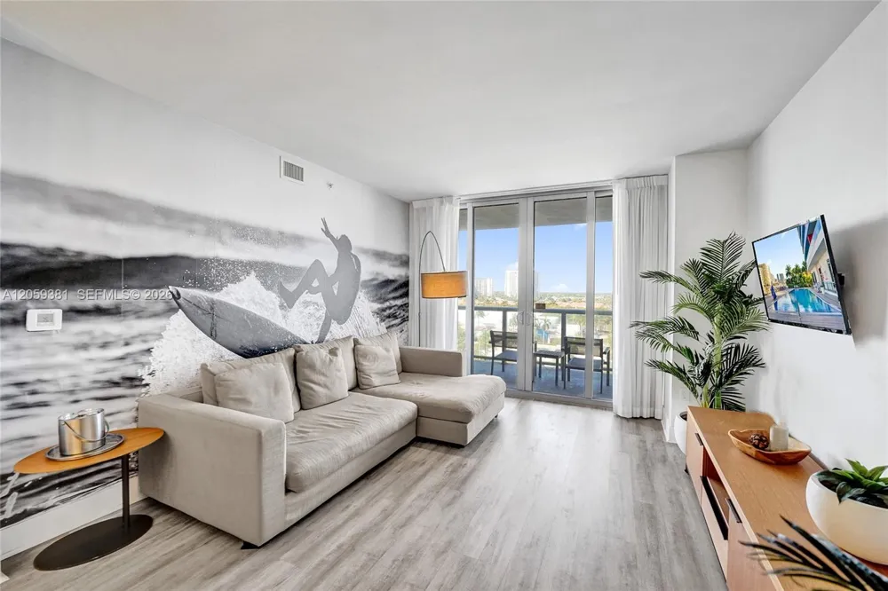 2602 E Hallandale Beach Blvd #R906 Hallandale Beach, FL 33009