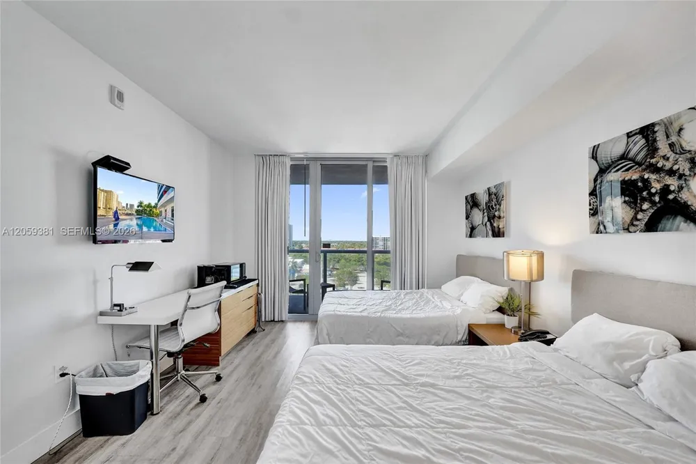 2602 E Hallandale Beach Blvd #R906 Hallandale Beach, FL 33009
