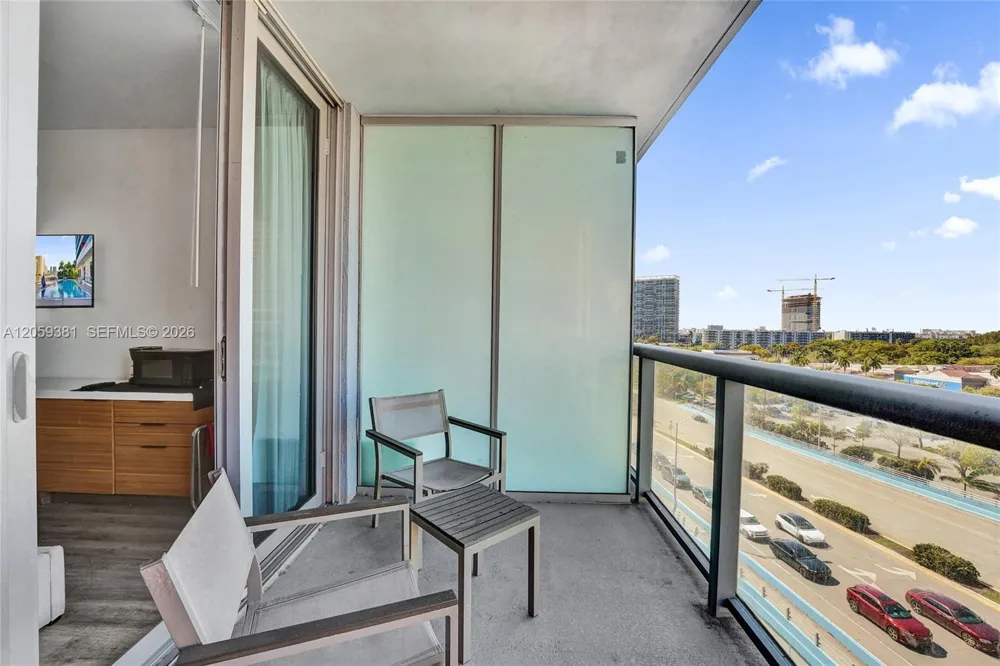 2602 E Hallandale Beach Blvd #R906 Hallandale Beach, FL 33009