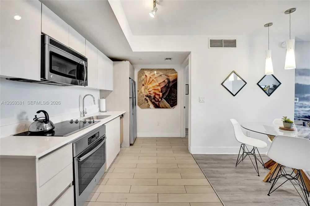 2602 E Hallandale Beach Blvd #R906 Hallandale Beach, FL 33009