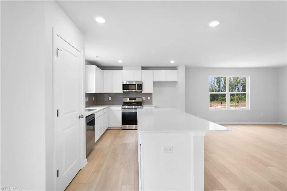 118 Primrose Street King, NC 27021