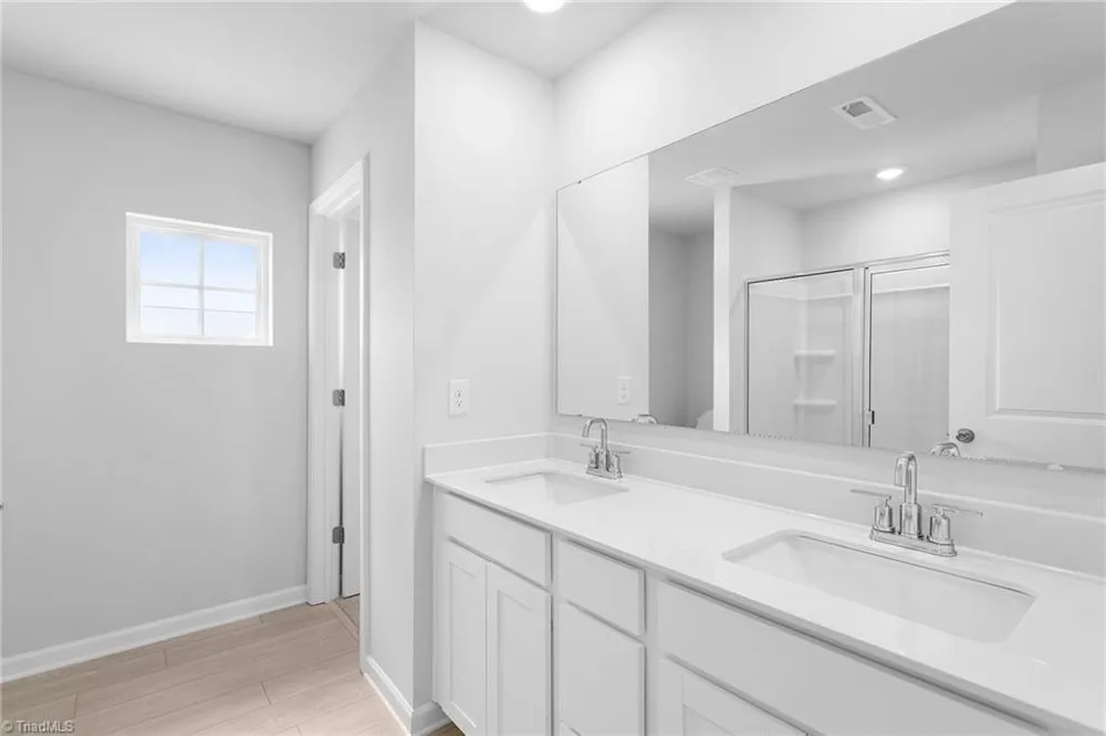 118 Primrose Street King, NC 27021