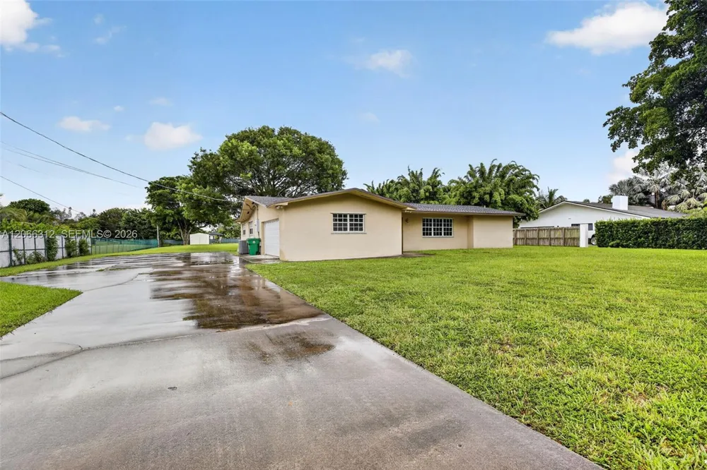 4401 SW 143rd Ave Miramar, FL 33027