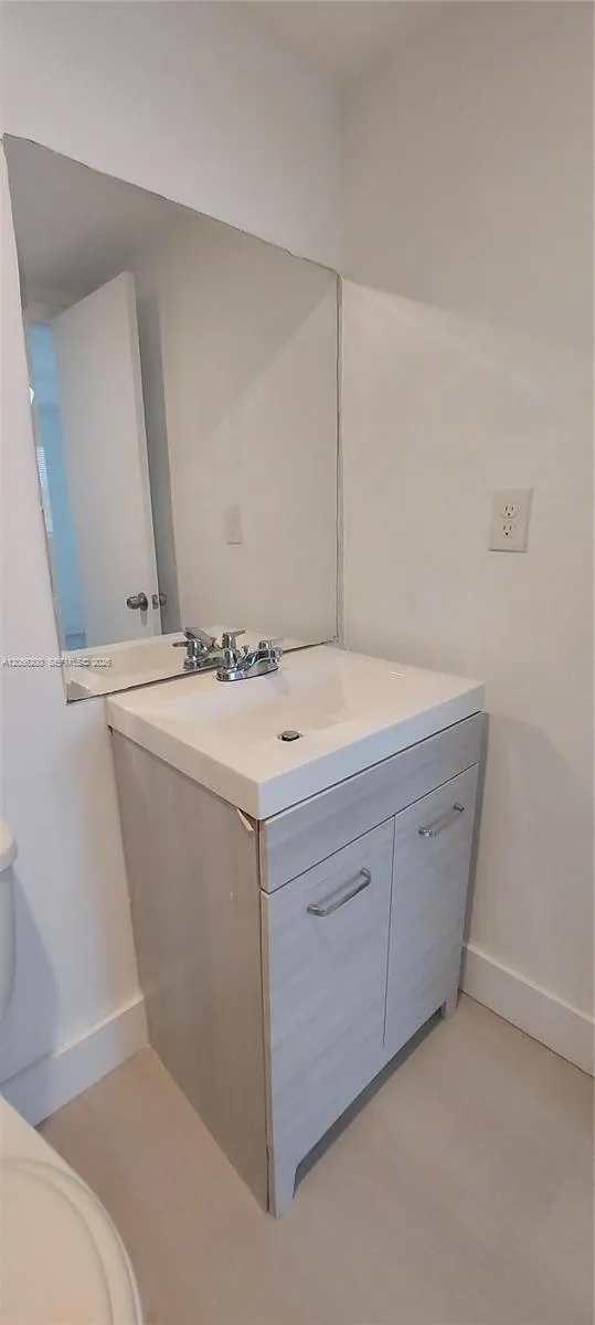 7960 Colony Cir N #207 Tamarac, FL 33321