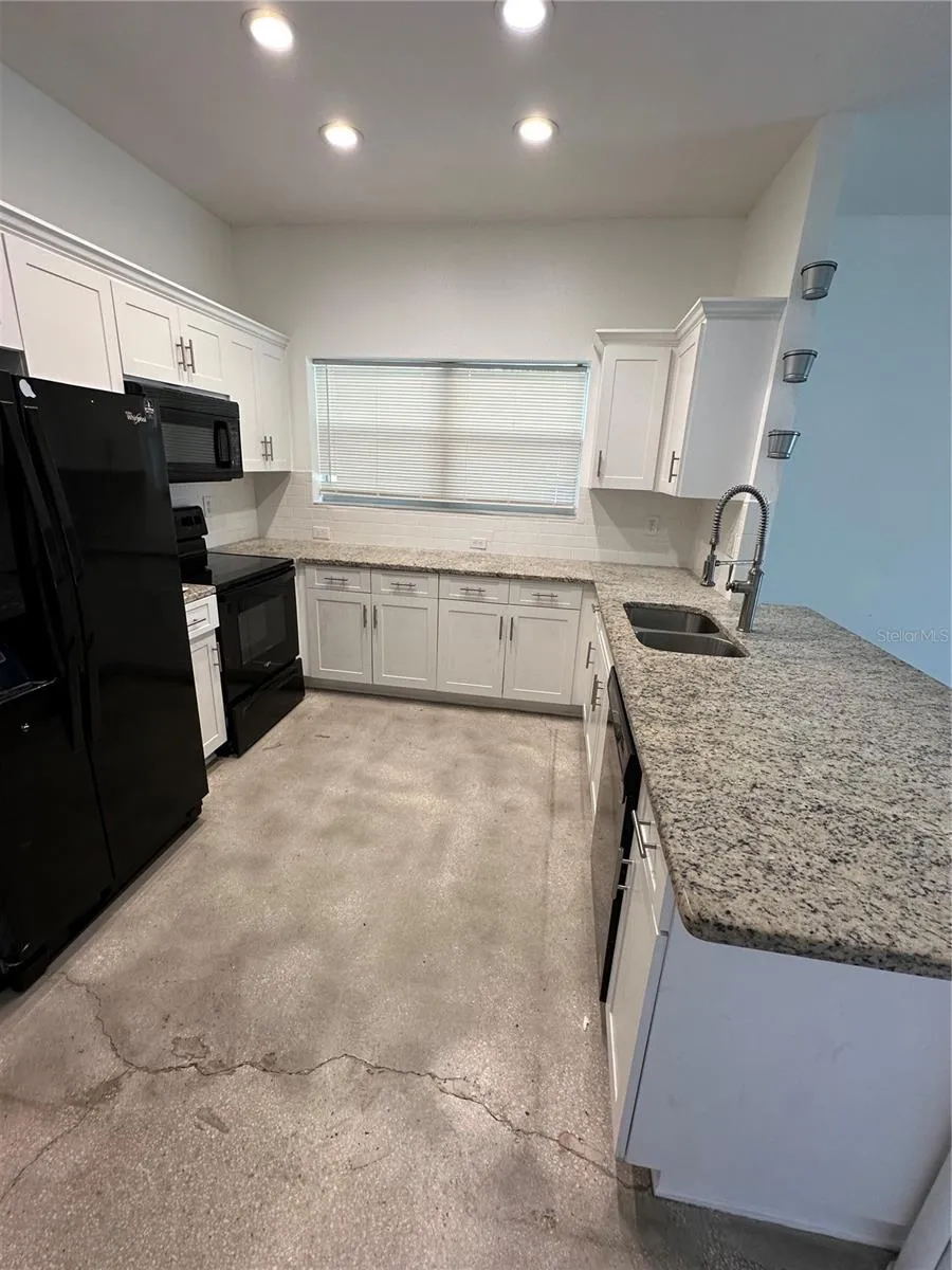 1215 E 29TH AVENUE Tampa, FL 33605