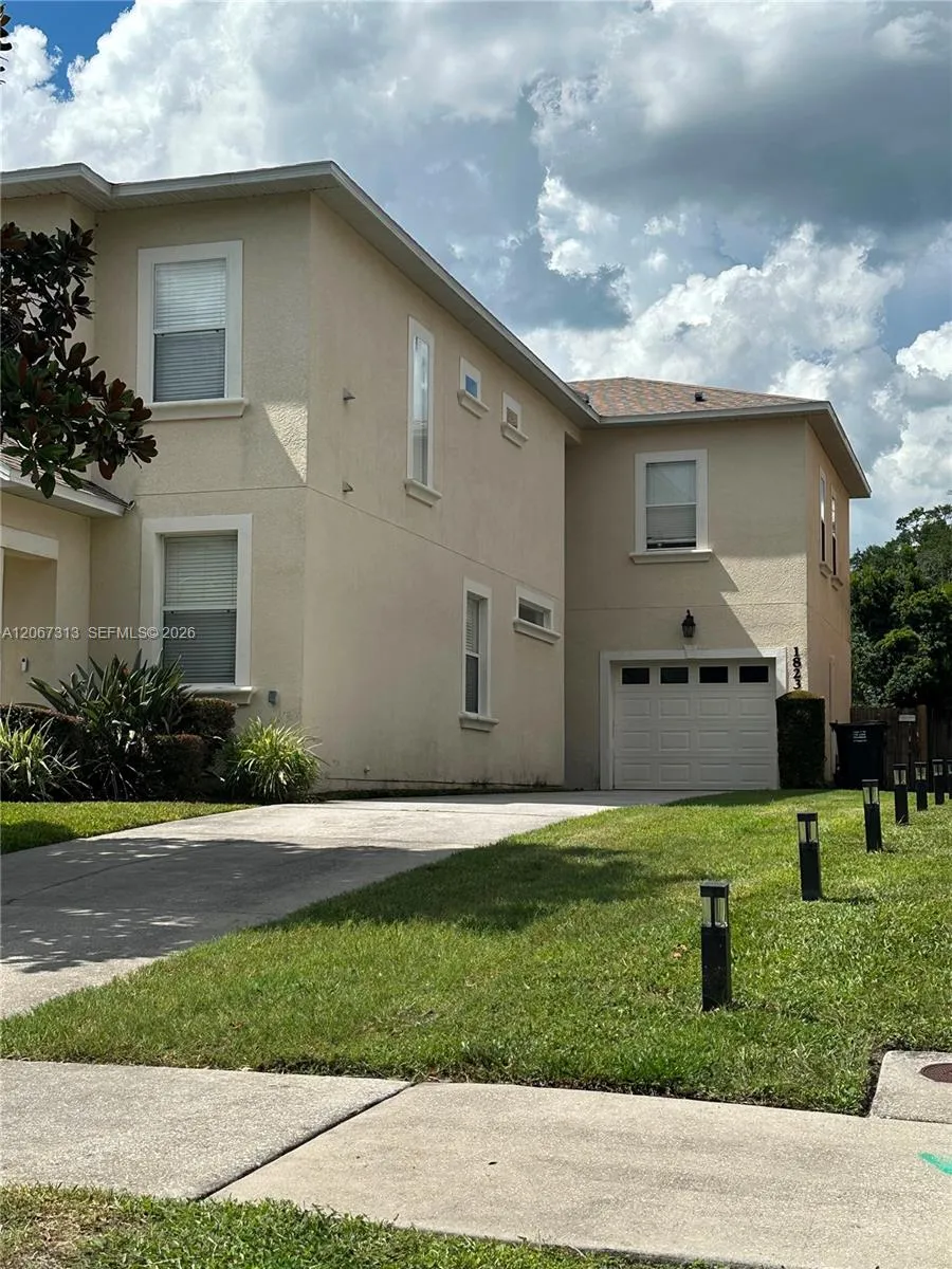 1823 GARVIN sT Orlando, FL 32803