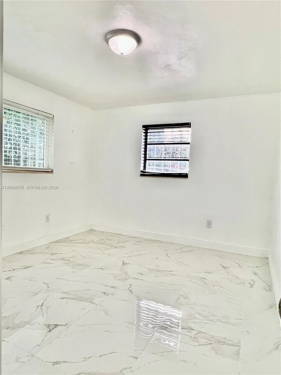 321 NE 170th St North Miami Beach, FL 33162