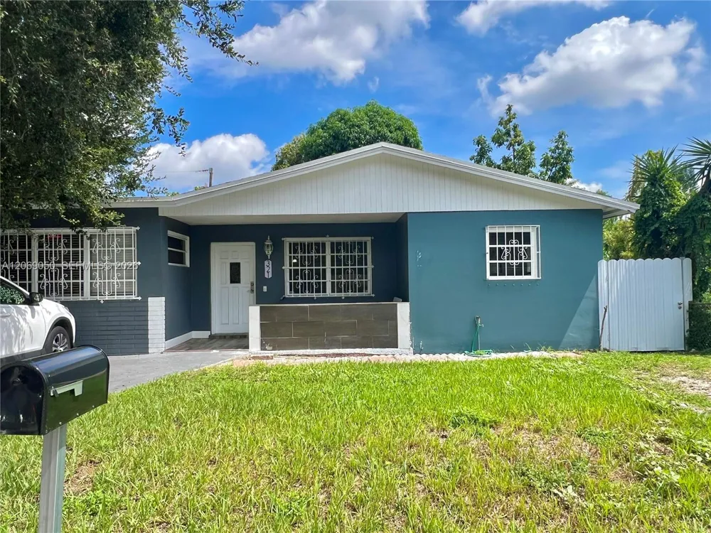 321 NE 170th St North Miami Beach, FL 33162