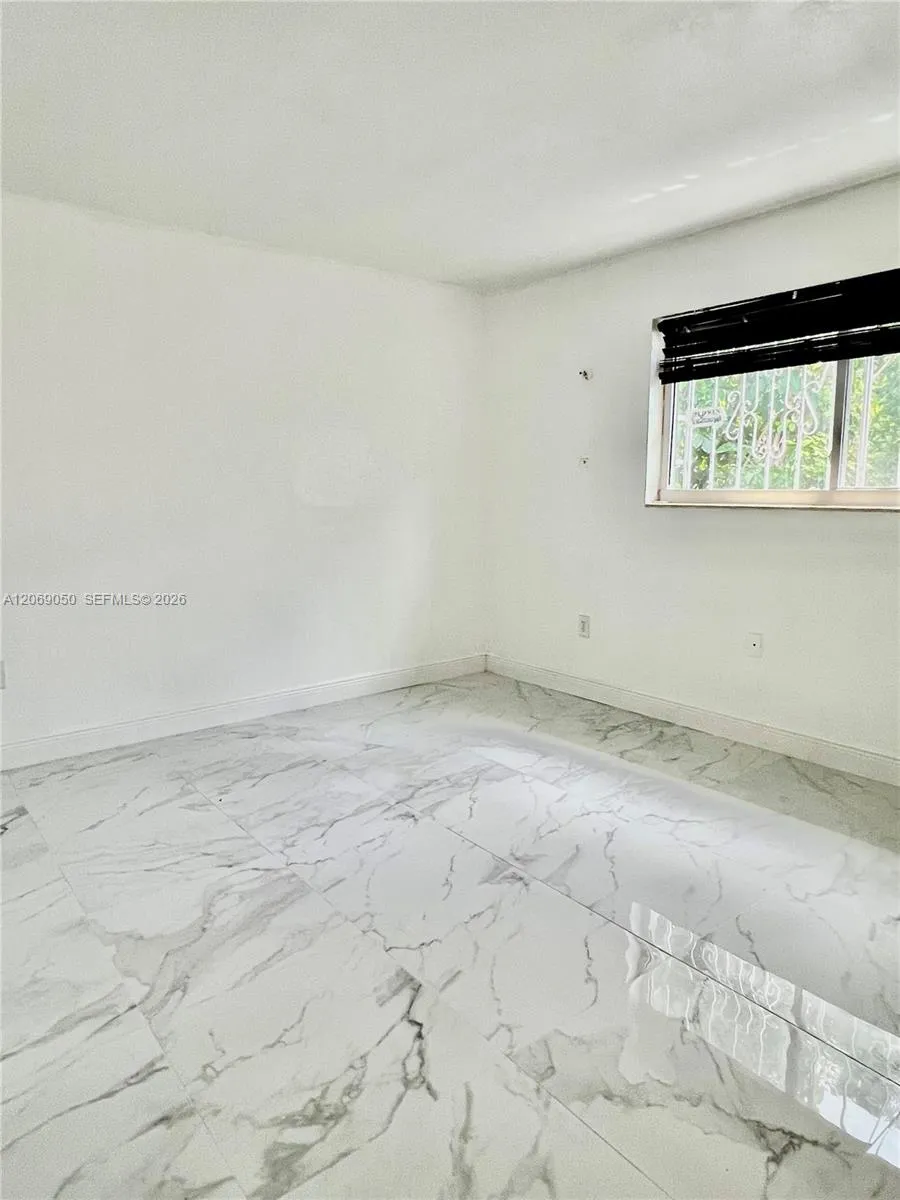 321 NE 170th St North Miami Beach, FL 33162