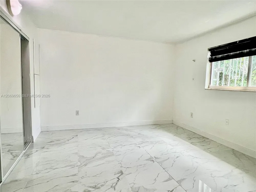 321 NE 170th St North Miami Beach, FL 33162