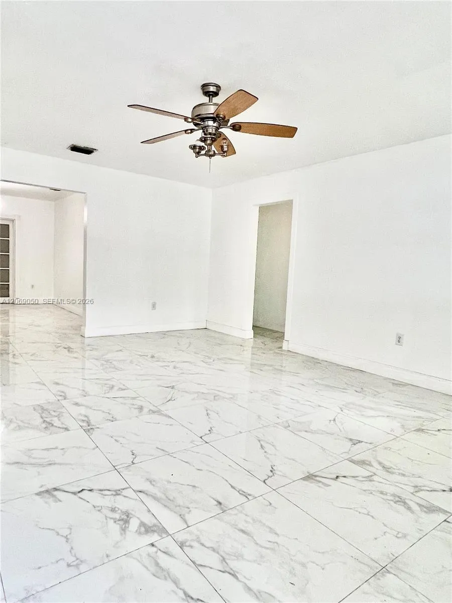 321 NE 170th St North Miami Beach, FL 33162