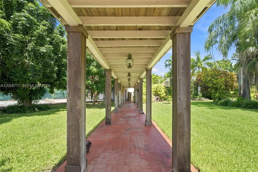 5885 SW 56th St Miami, FL 33155