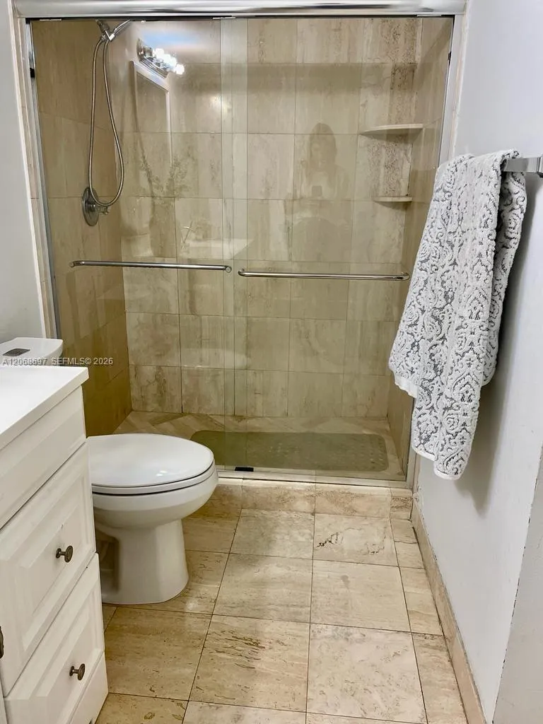 3600 Mystic Pointe dr #1010 Aventura, FL 33180
