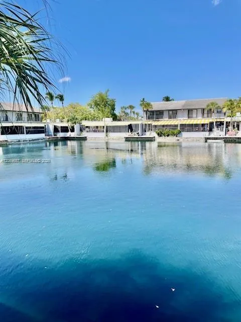 6364 Milk Wagon Ln Miami Lakes, FL 33014