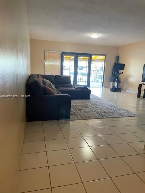 6364 Milk Wagon Ln Miami Lakes, FL 33014