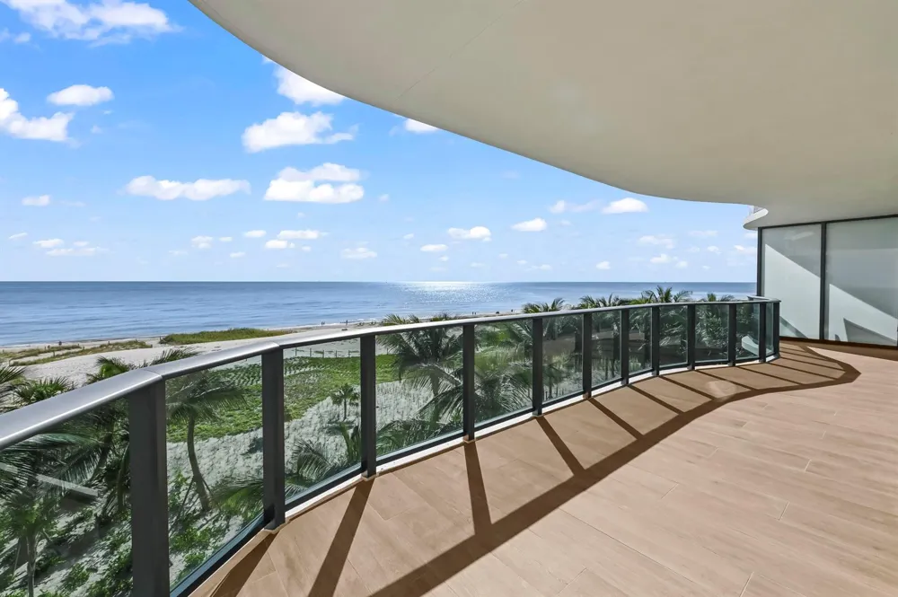 900 Ocean Boulevard #406 Pompano Beach, FL 33062