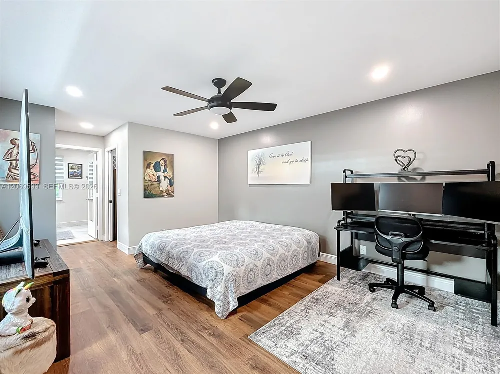 10977 Long Boat Dr #10977 Cooper City, FL 33026