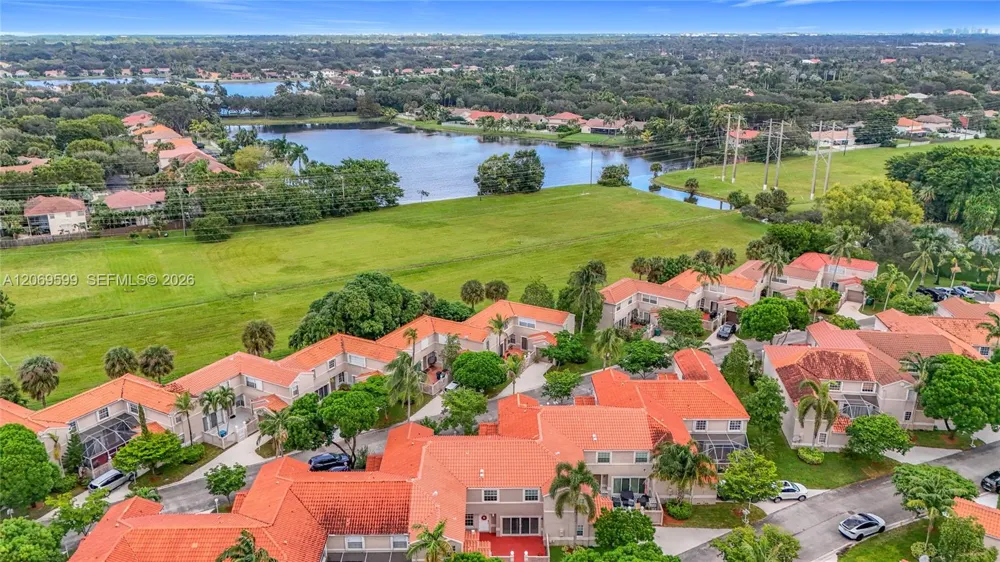 10977 Long Boat Dr #10977 Cooper City, FL 33026