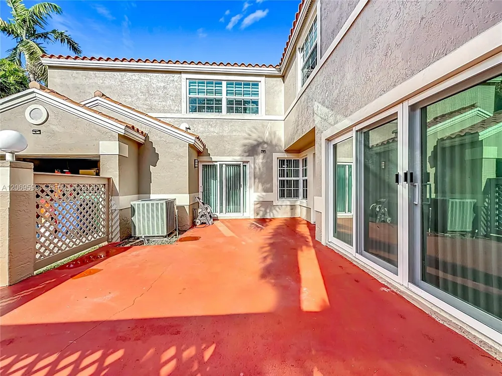 10977 Long Boat Dr #10977 Cooper City, FL 33026