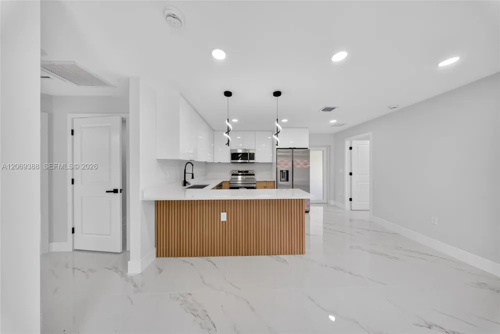 231 Andalucia Ave S Lehigh Acres, FL 33974