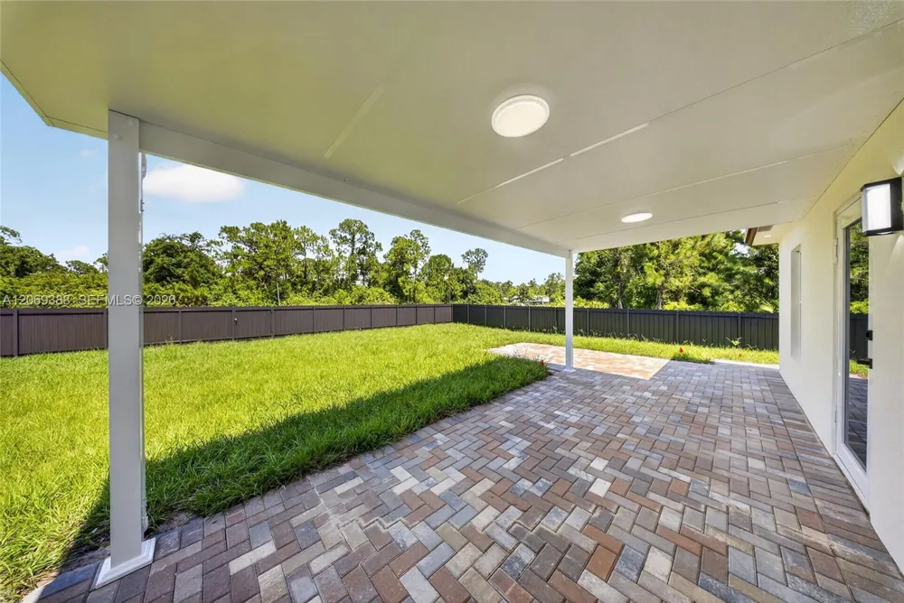 231 Andalucia Ave S Lehigh Acres, FL 33974