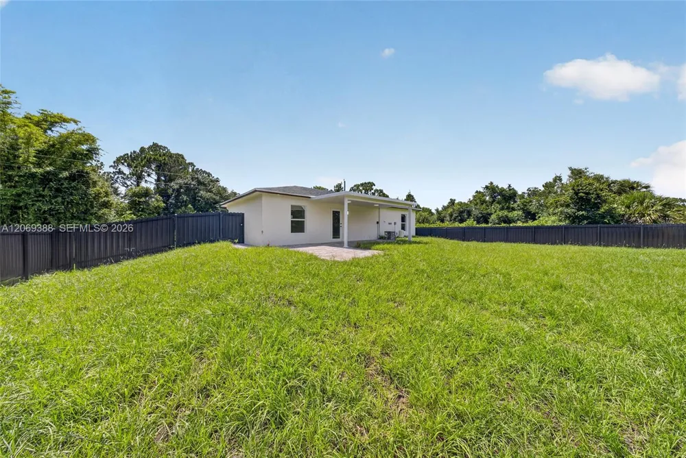 231 Andalucia Ave S Lehigh Acres, FL 33974