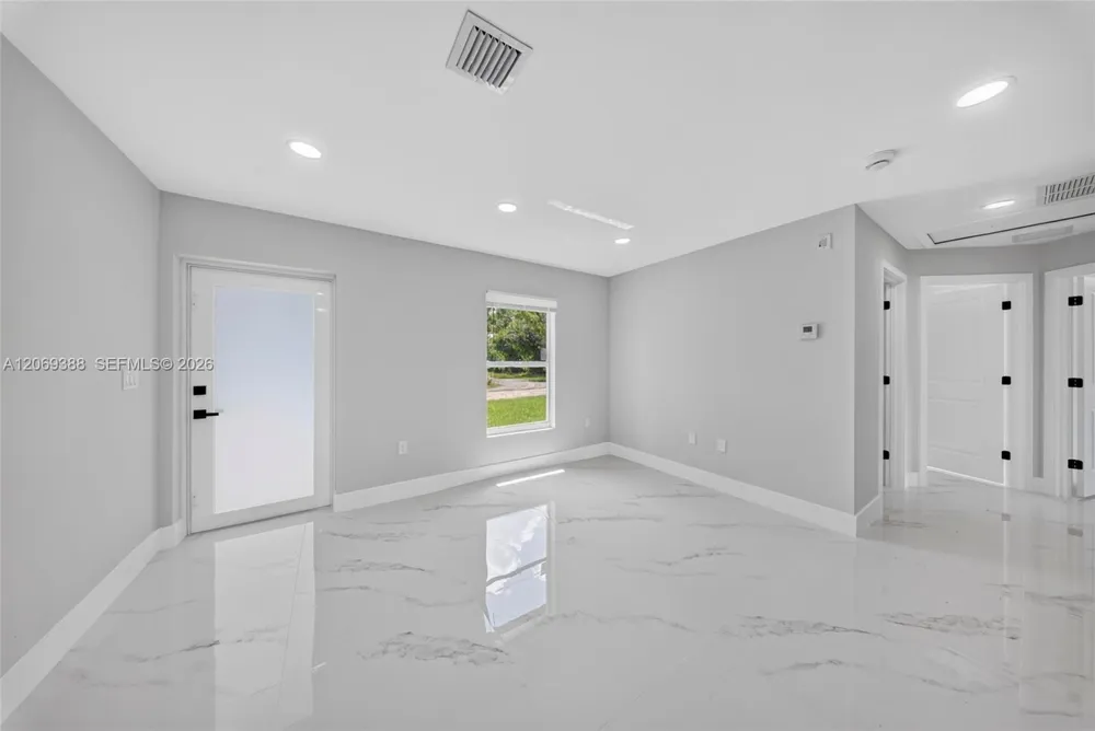 231 Andalucia Ave S Lehigh Acres, FL 33974