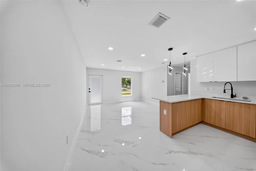 231 Andalucia Ave S Lehigh Acres, FL 33974