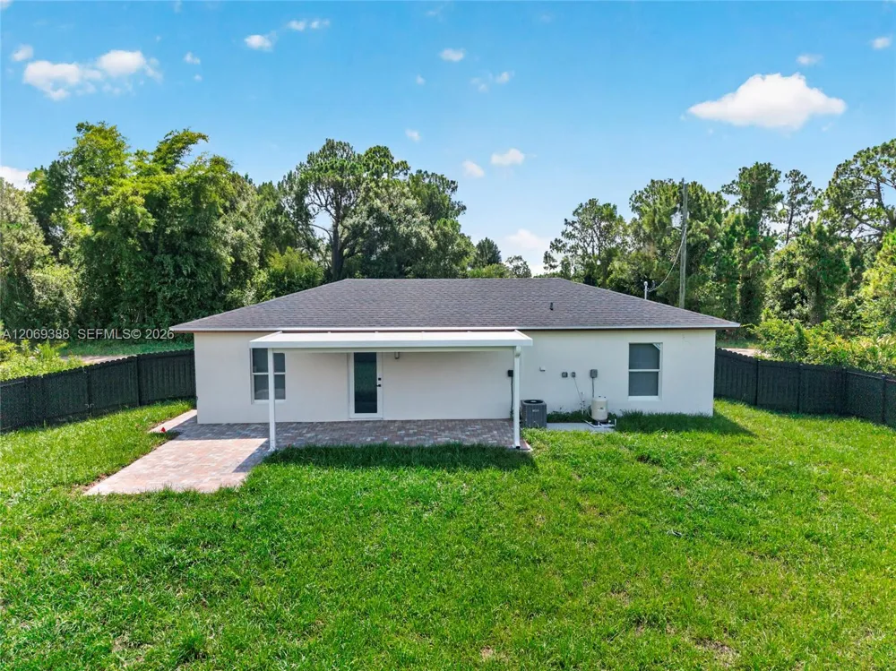 231 Andalucia Ave S Lehigh Acres, FL 33974