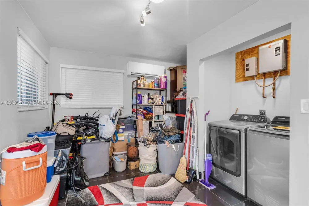 9402 NW 2nd Pl Miami Shores, FL 33150