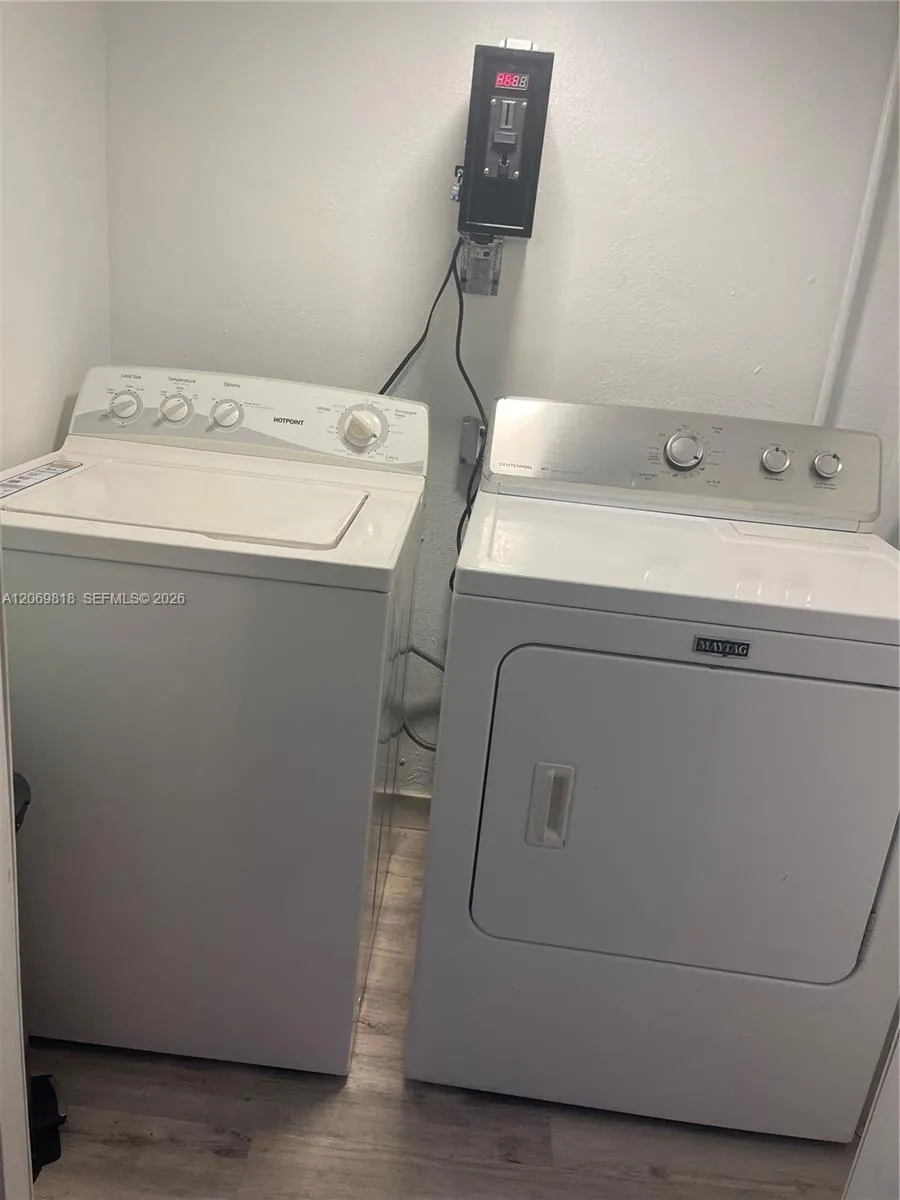 1708 Taft ST #3 Hollywood, FL 33020