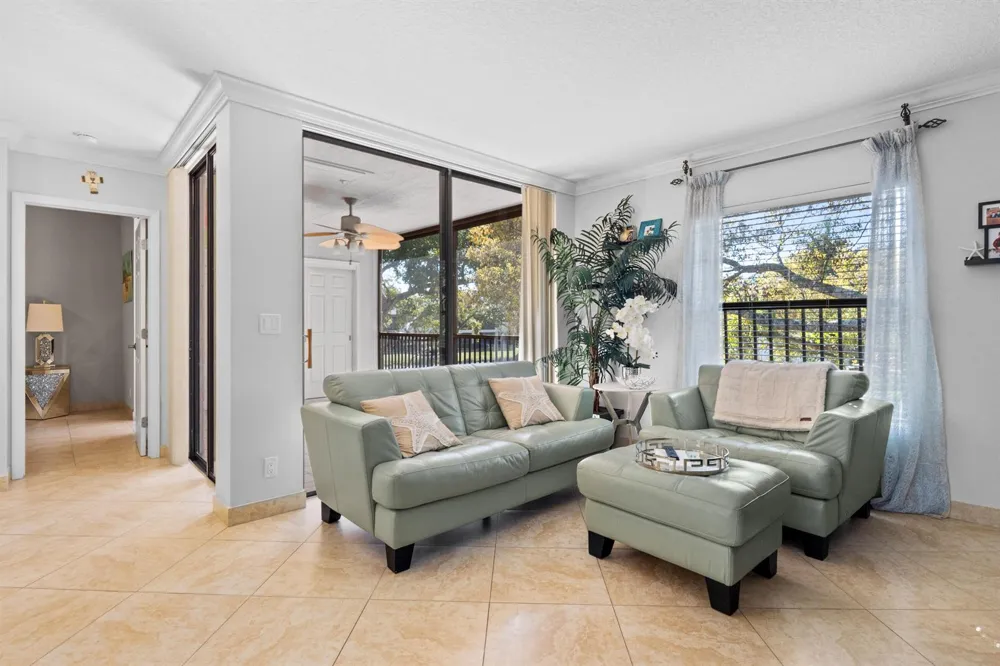 4532 Carambola Circle #27273 Coconut Creek, FL 33066
