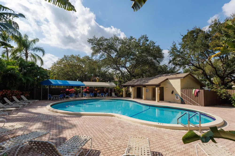 4532 Carambola Circle #27273 Coconut Creek, FL 33066