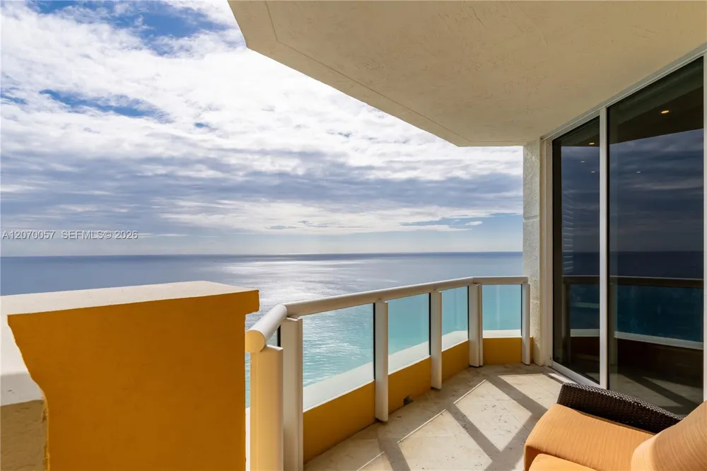 17875 Collins Ave #4001 Sunny Isles Beach, FL 33160