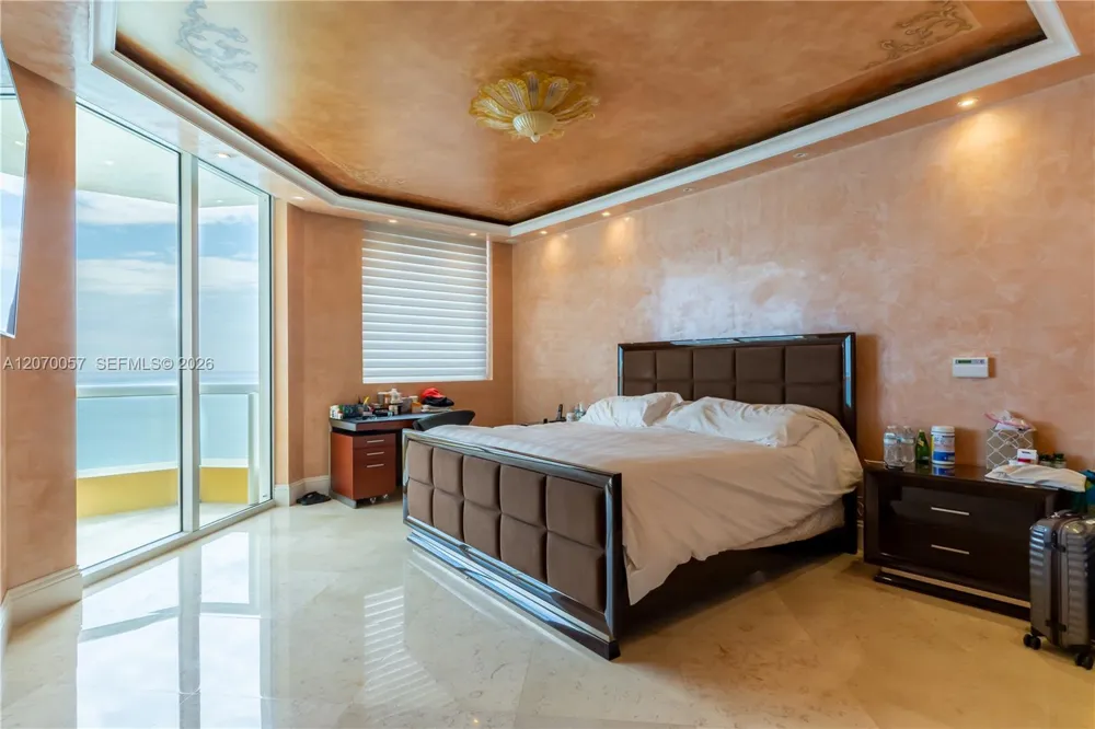 17875 Collins Ave #4001 Sunny Isles Beach, FL 33160