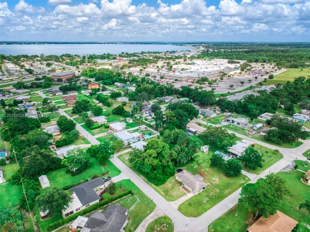 Swallow Ave Sebring, FL 33870
