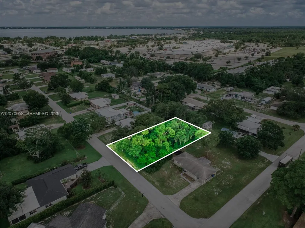 Swallow Ave Sebring, FL 33870