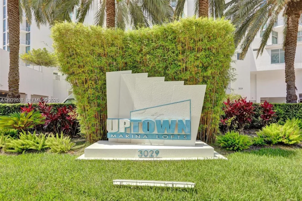 3029 NE 188th St #1010 Aventura, FL 33180