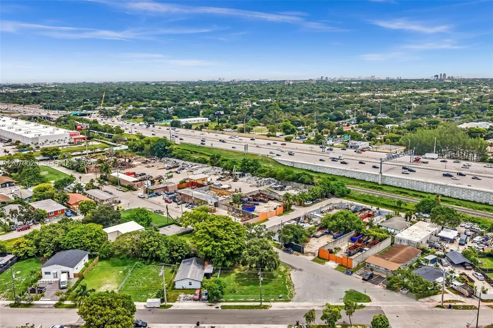628 NW 22nd Rd Fort Lauderdale, FL 33311