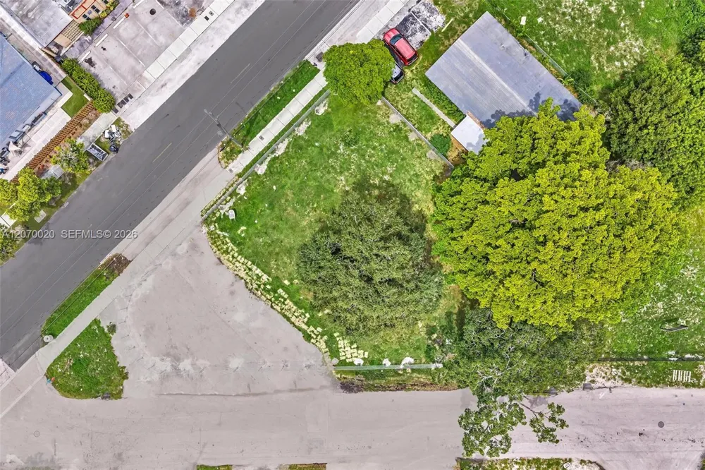 628 NW 22nd Rd Fort Lauderdale, FL 33311