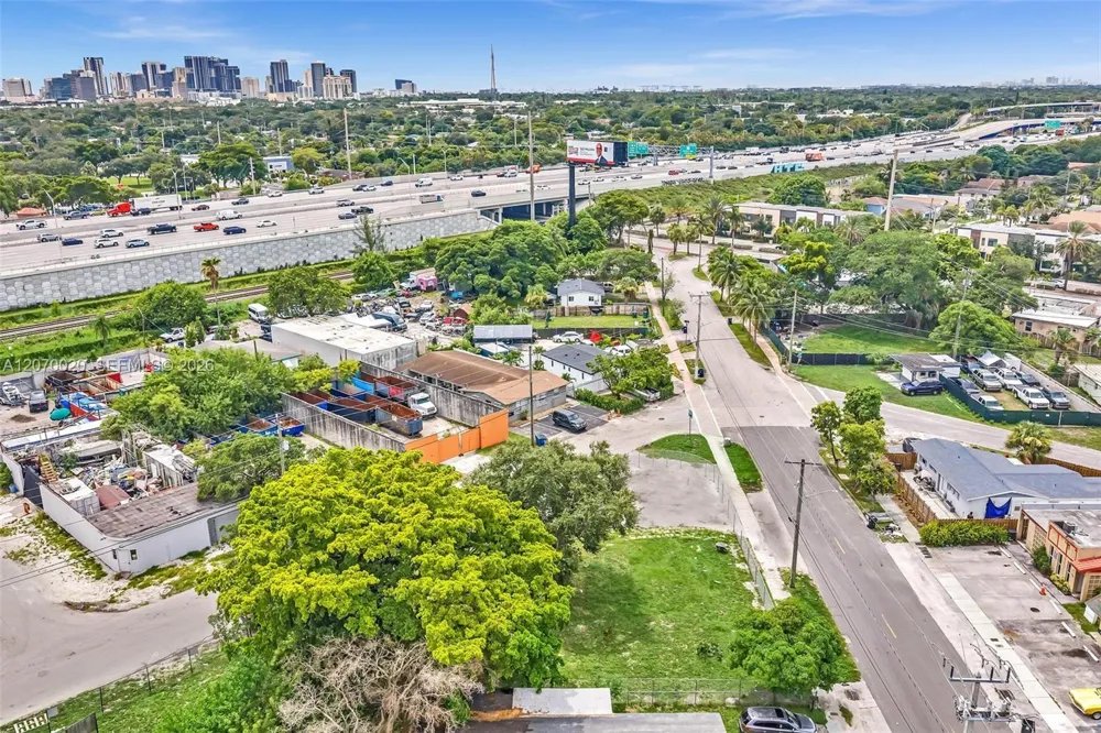 628 NW 22nd Rd Fort Lauderdale, FL 33311
