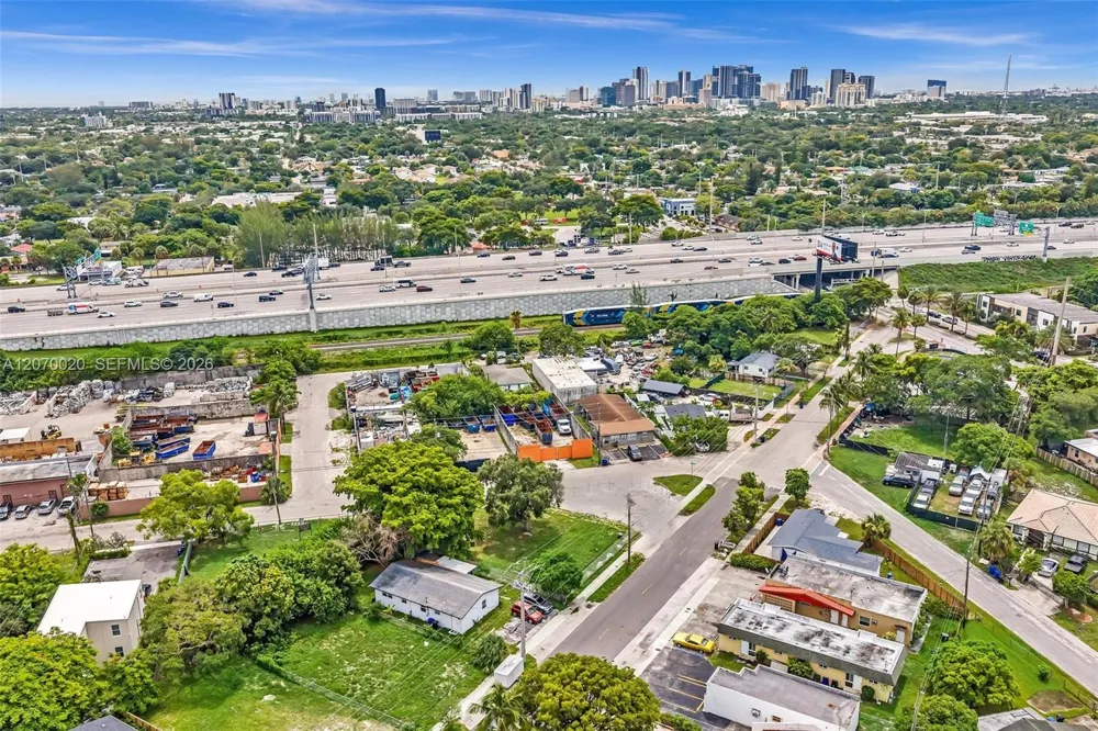 628 NW 22nd Rd Fort Lauderdale, FL 33311