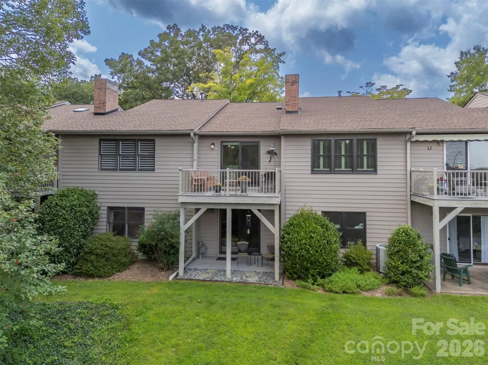 77 Chestnut Street #305 Tryon, NC 28782