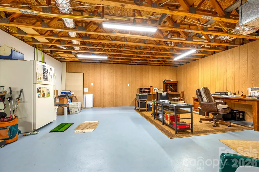 77 Chestnut Street #305 Tryon, NC 28782