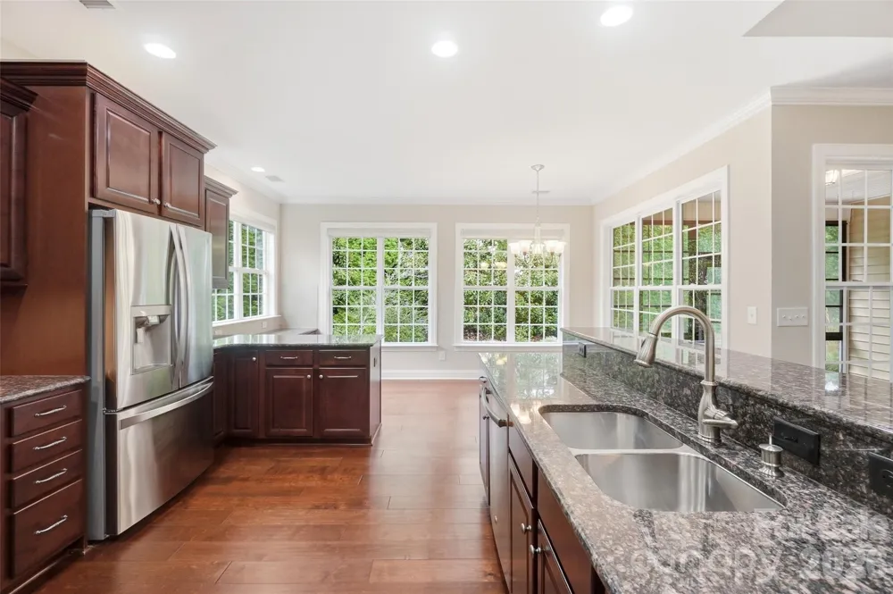 18421 Neville Avenue Cornelius, NC 28031