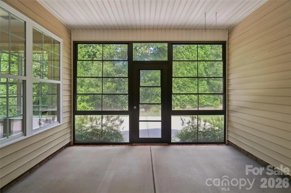 18421 Neville Avenue Cornelius, NC 28031