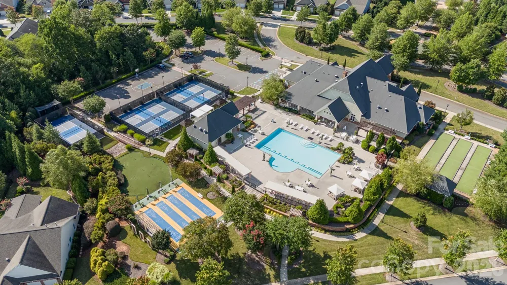 18421 Neville Avenue Cornelius, NC 28031